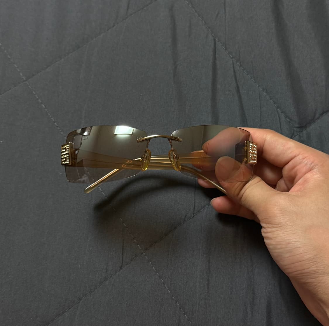Givenchy Geek Chic Rimless Sunglasses 상품이미지6