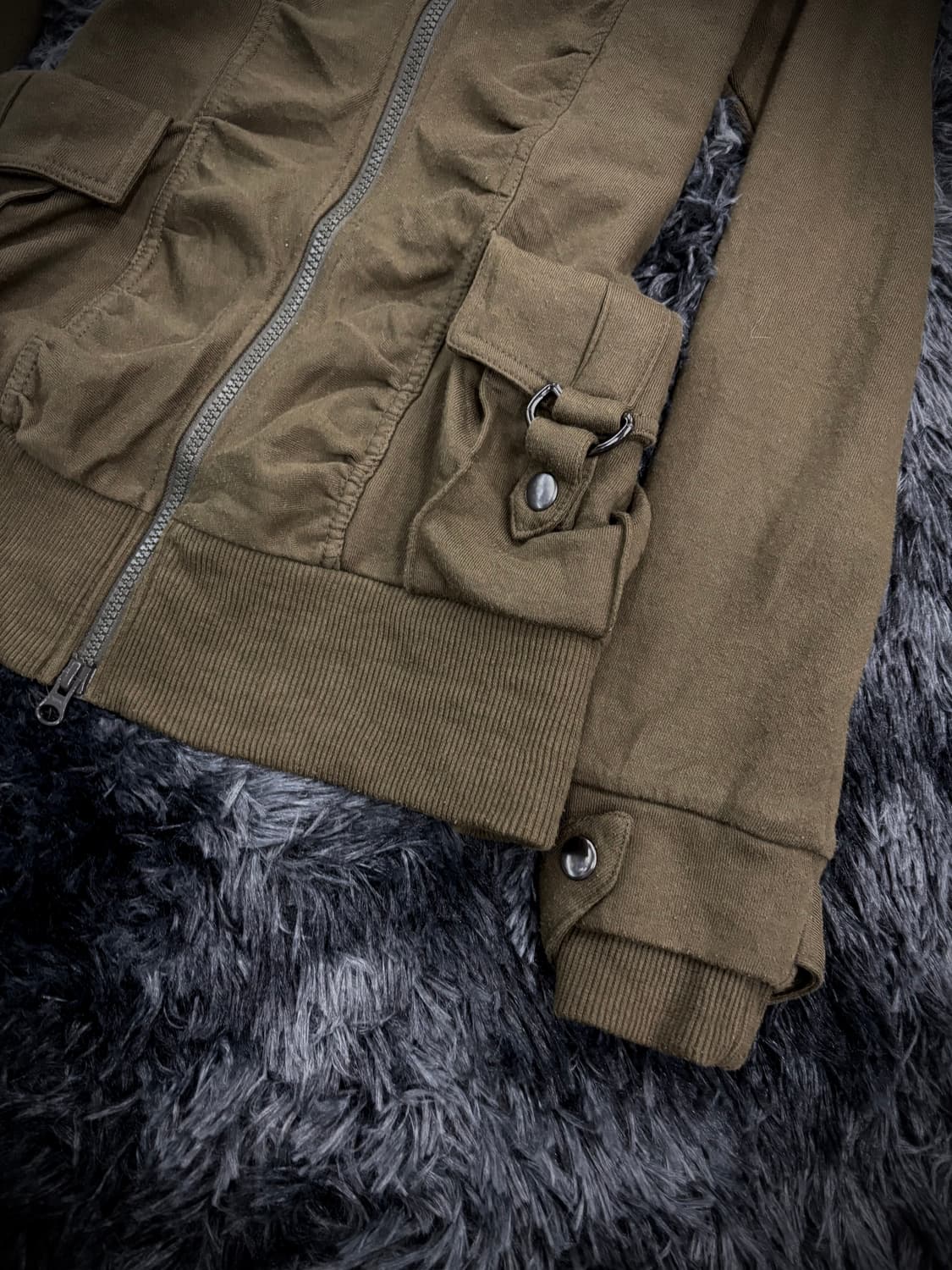 y2k 카키 셔링 후드집업 상품이미지3