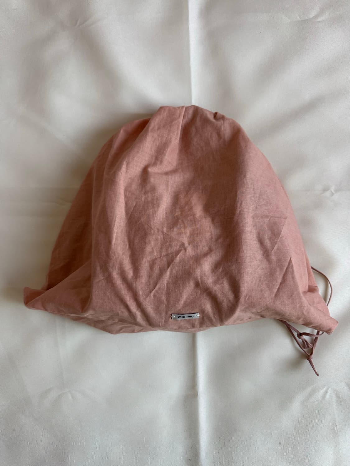 미우미우 마틀라쎄 나파 레더 토트백 상품이미지5