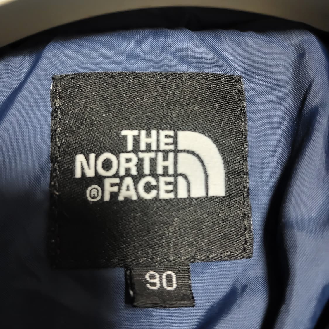 노스페이스 경량 숏 패딩 여성 90 상품이미지3