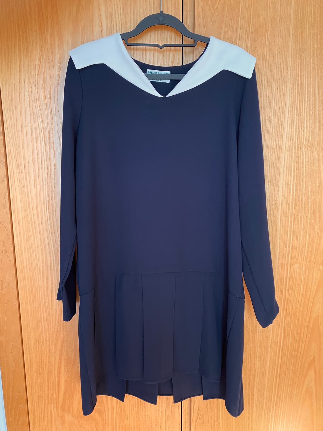 [브렌다브렌든] 카라 원피스 네이비 상품이미지1