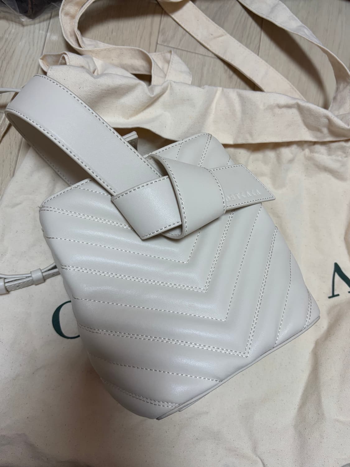 오스트카카 가방 상품이미지2