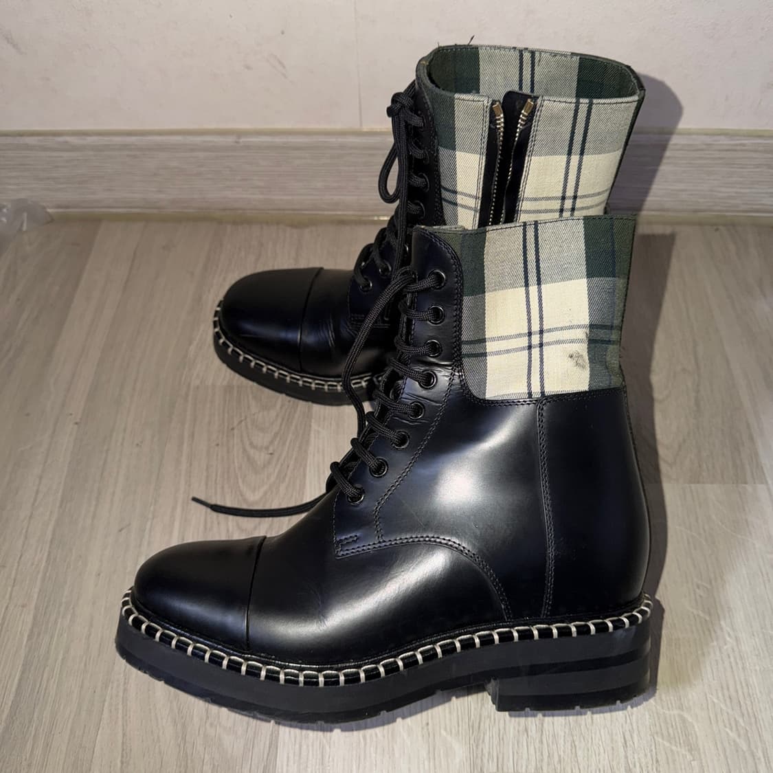 끌로애x 바버 앵클 부츠 블랙 37 (235-240) 상품이미지10