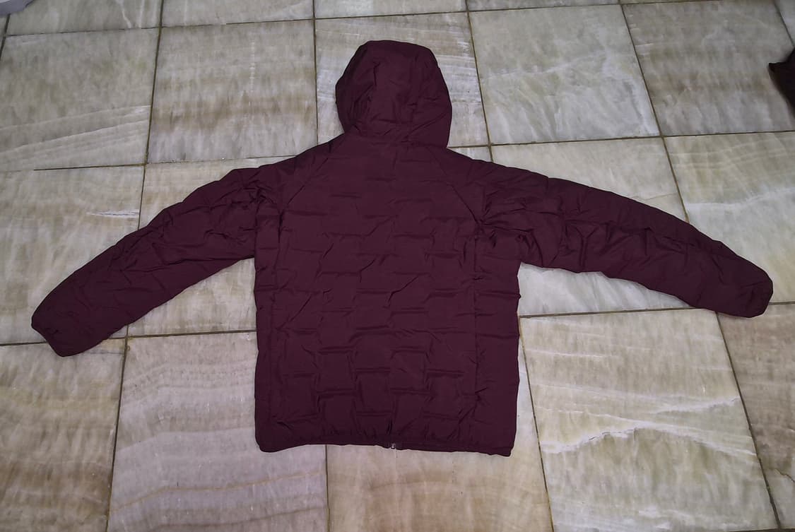 유니클로 퍼프테크 파카 와인 M 상품이미지4