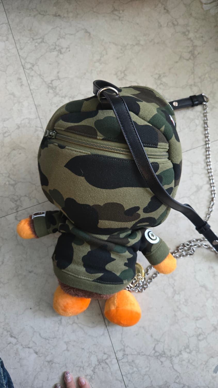 베이프 마일로 돌 플러시 백팩 후드집업 상품이미지2