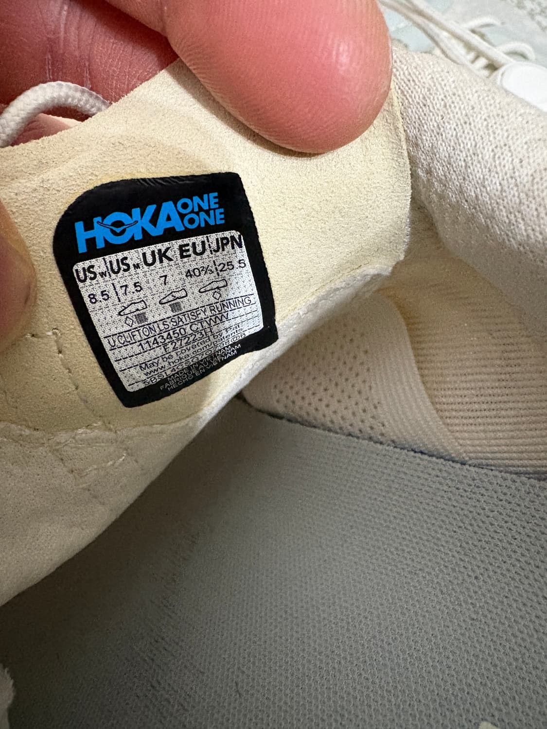 호카 세티스파이 / 클리프톤 LS 셀라돈 틴트 위스퍼 화이트 / 255 상품이미지6