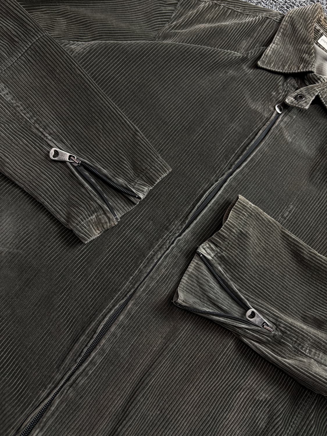 90s 엠포리오 아르마니 아카이브 코듀로이 투웨이 자켓 1910 상품이미지4