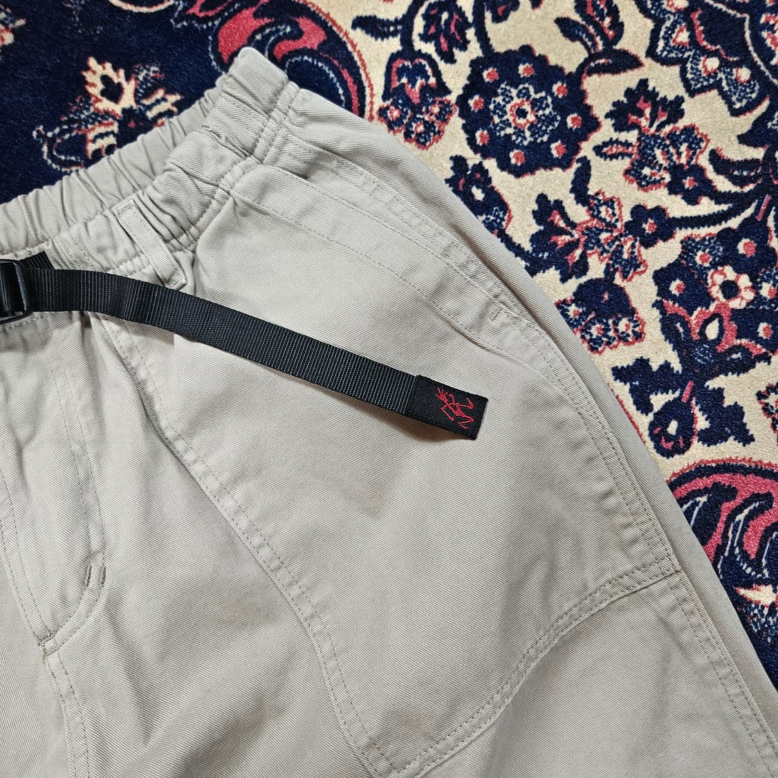 그라미치 루즈핏 테이퍼드 팬츠 M size 상품이미지4