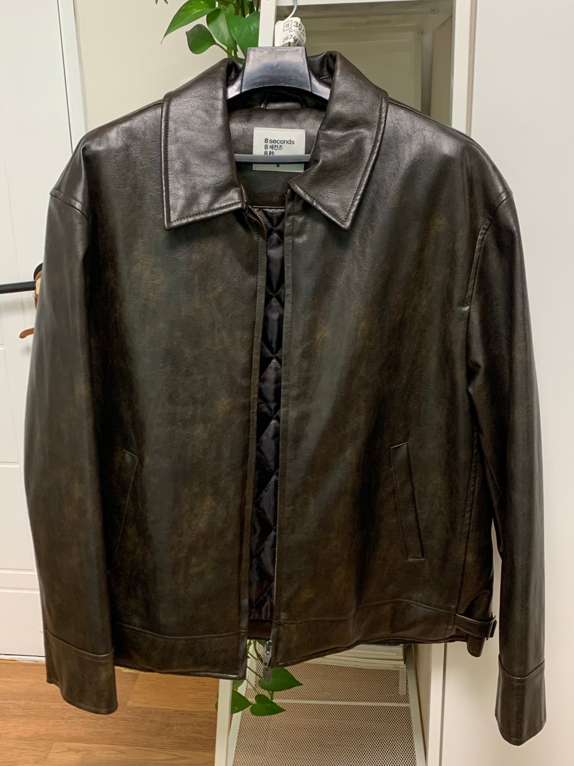 에잇세컨즈 레더 온스 점퍼 M 상품이미지1