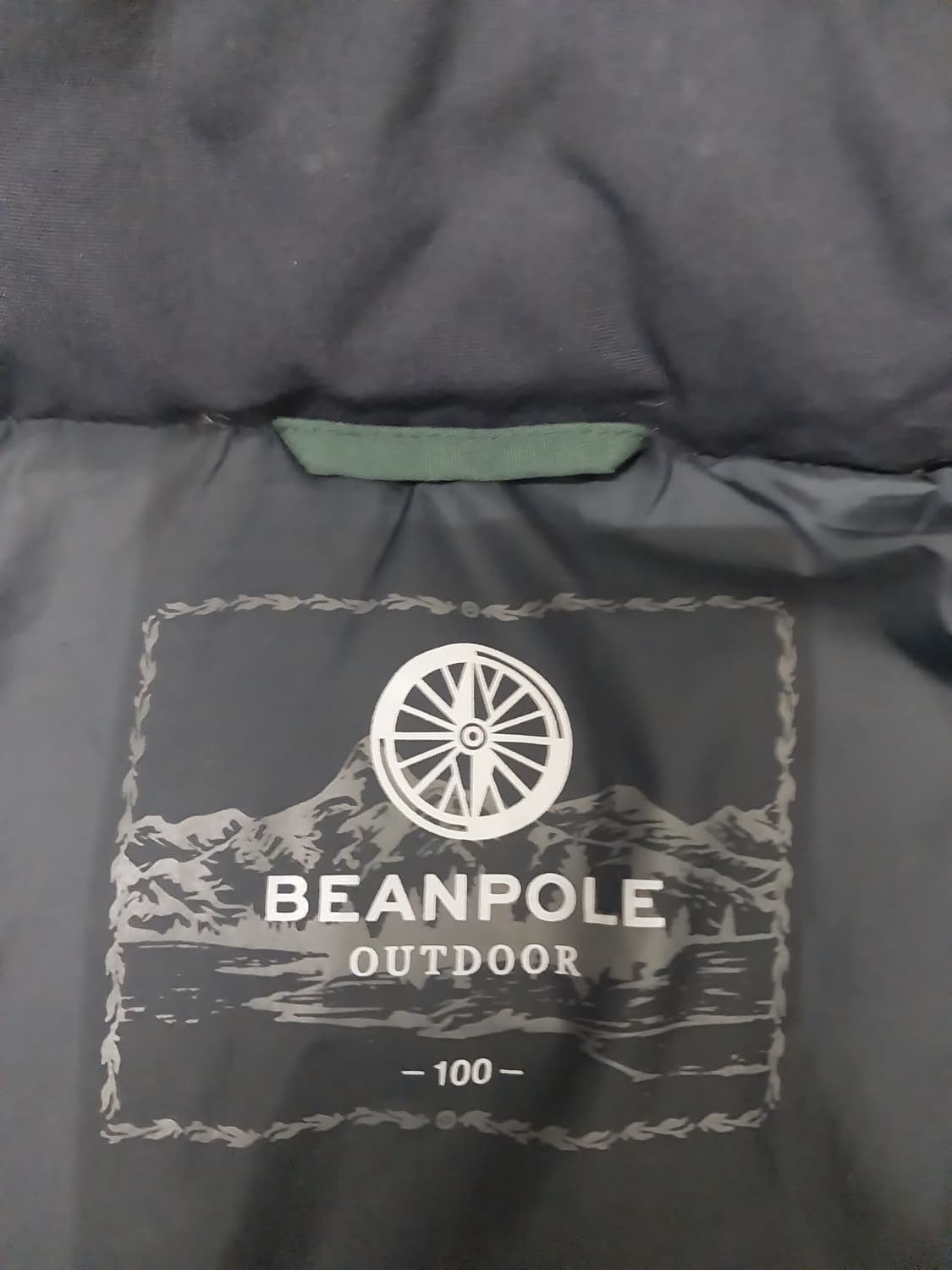 빈폴 아웃도어 도브 패딩 100  (후드분리됨) 상품이미지4