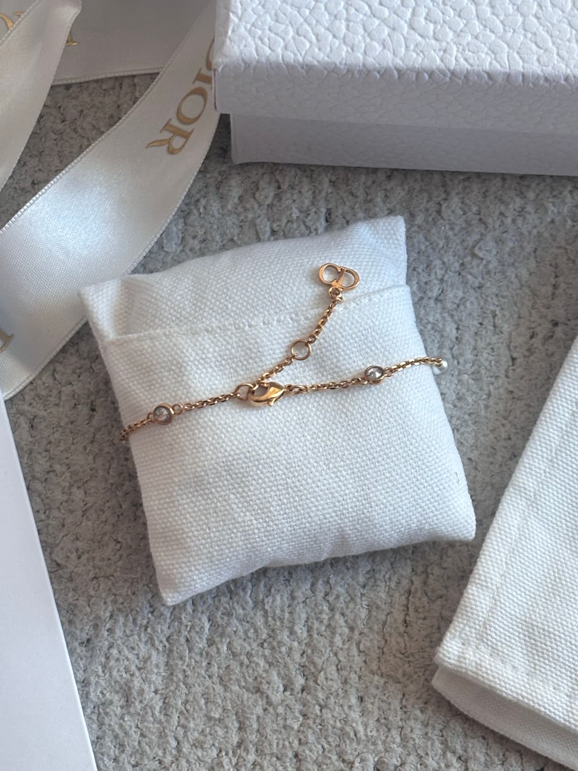 디올 클레어디룬 팔찌[풀박.선물용]  상품이미지3