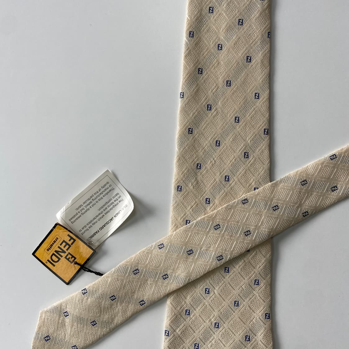 택달린 펜디 (FENDI) 모노그램 명품 정품 넥타이 상품이미지4