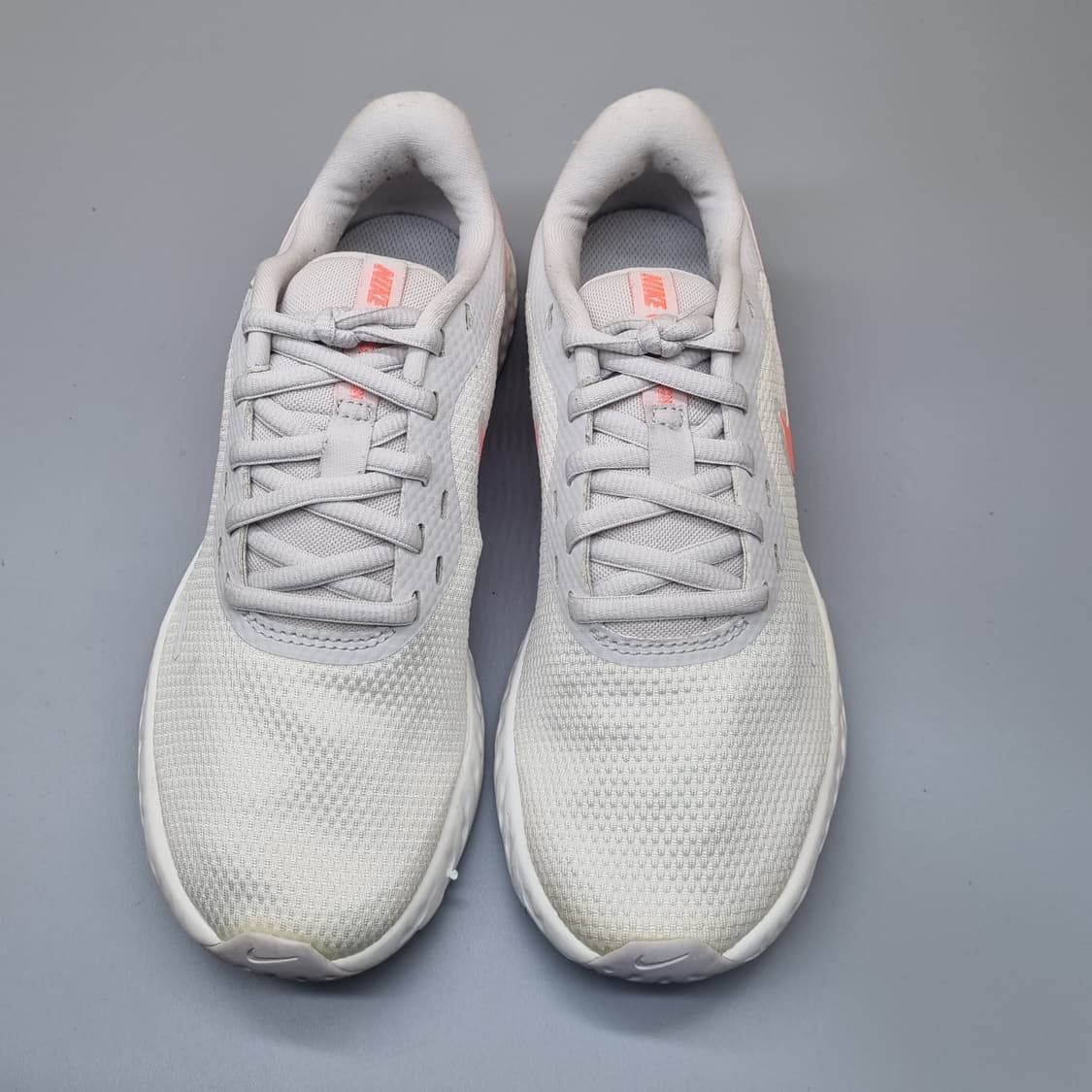 나이키 레볼루션5 여성운동화230  상품이미지2