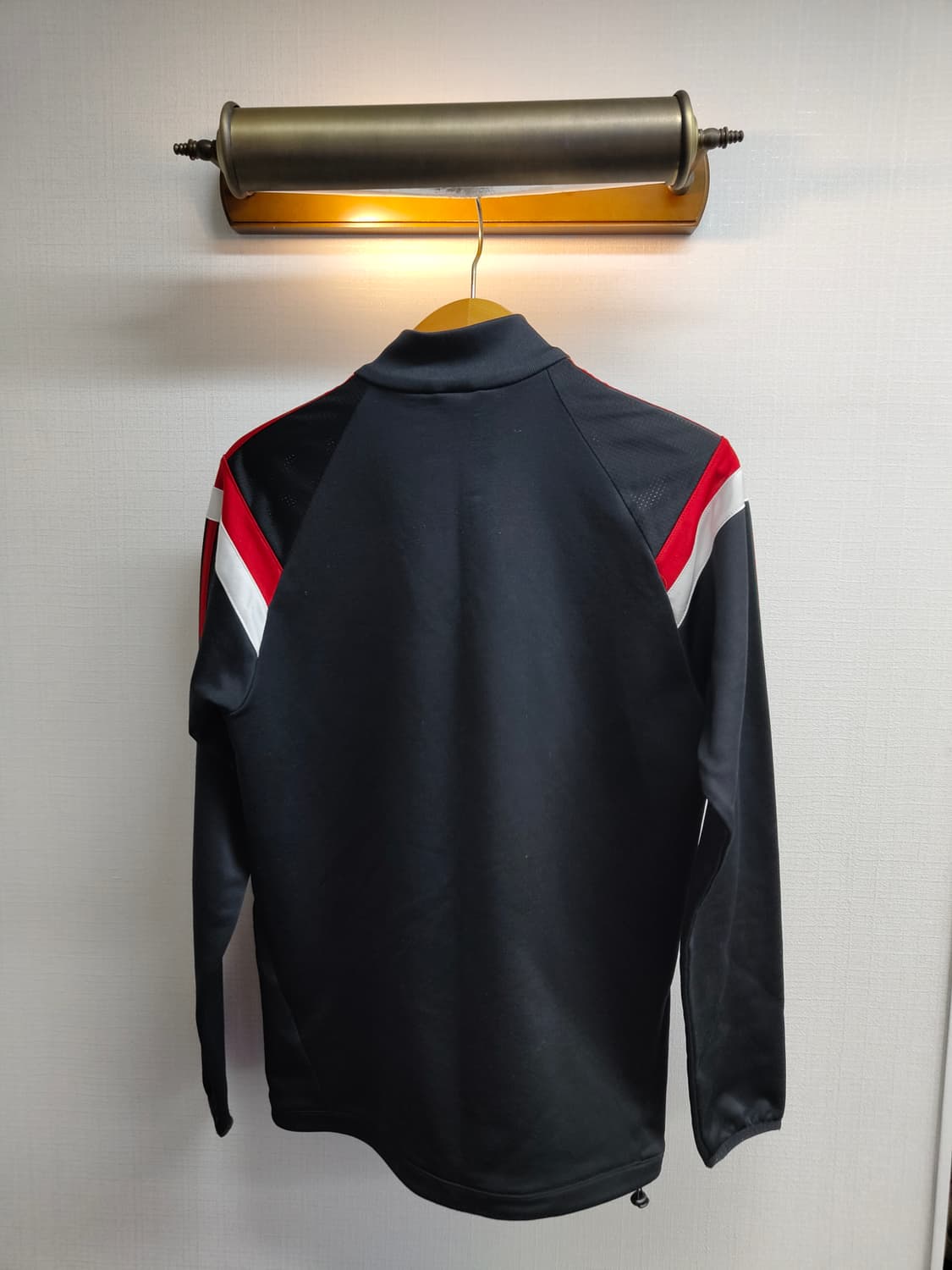 95) 아디다스 AC밀란 14-15 쿼터집업 트레이닝 탑 팝니다 상품이미지2