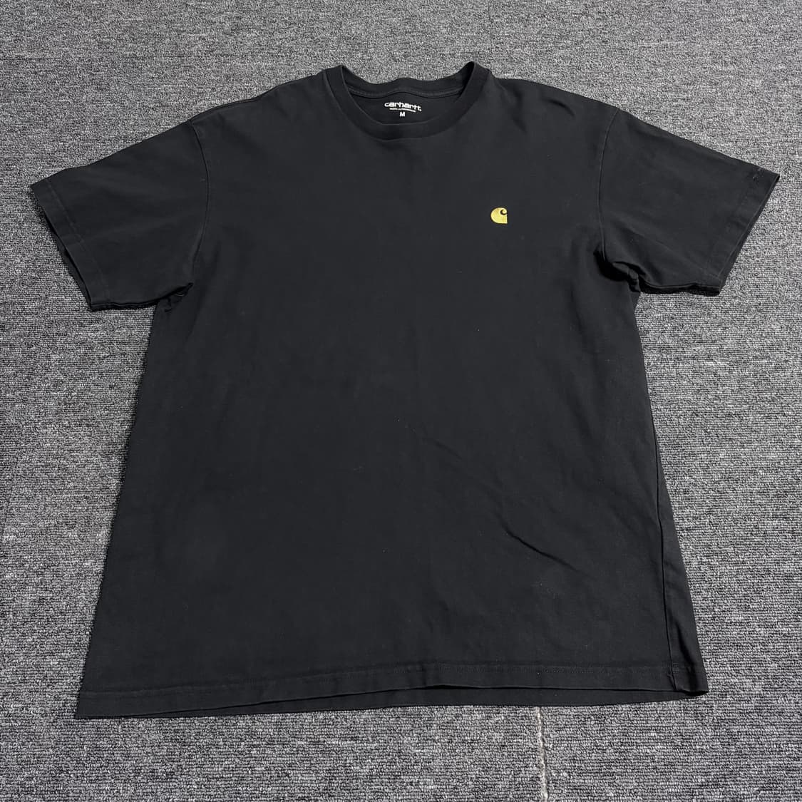 칼하트 WIP 체이스 반팔티 상품이미지1