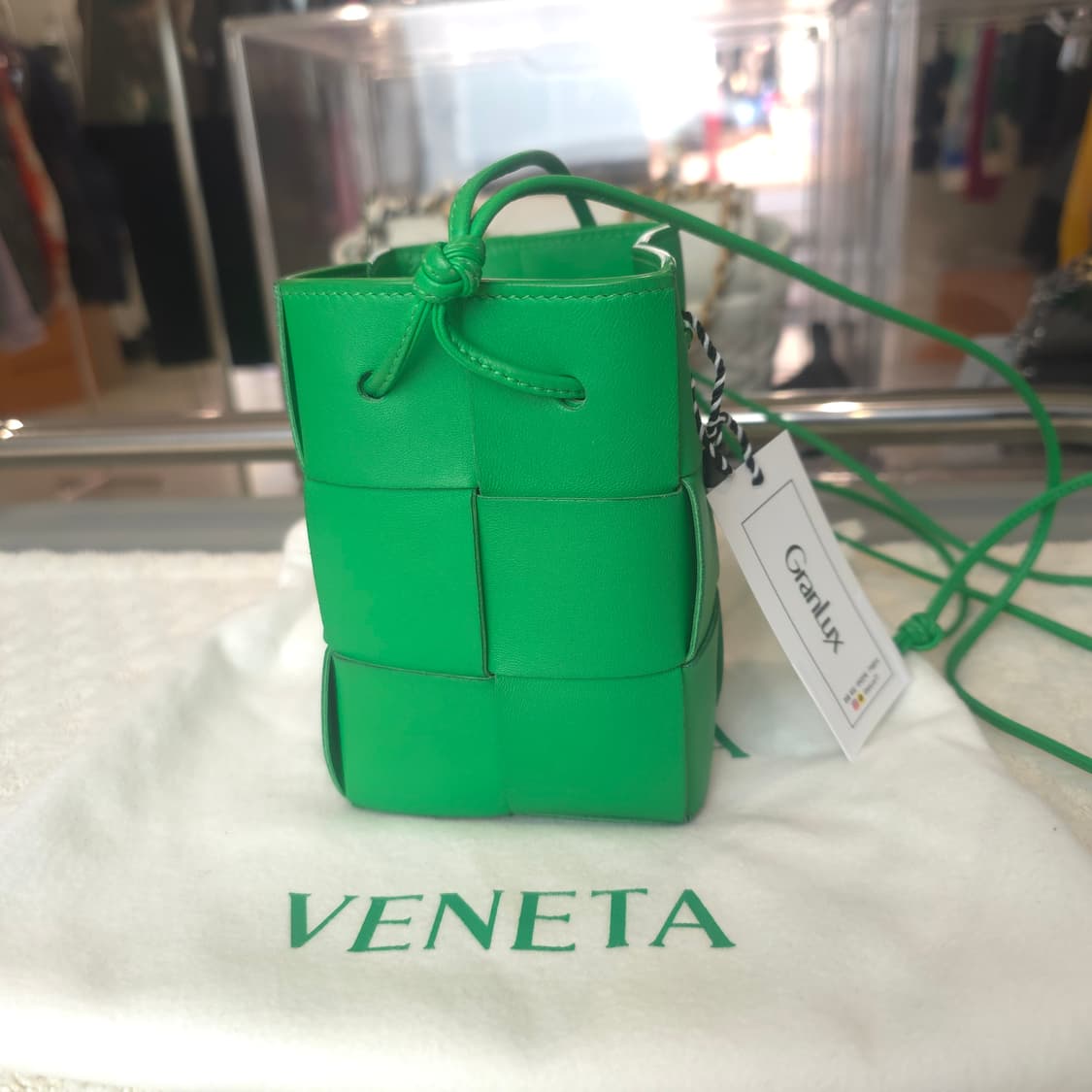 [정품/중고] 보테가 베네타 버킷백 미니 상품이미지4