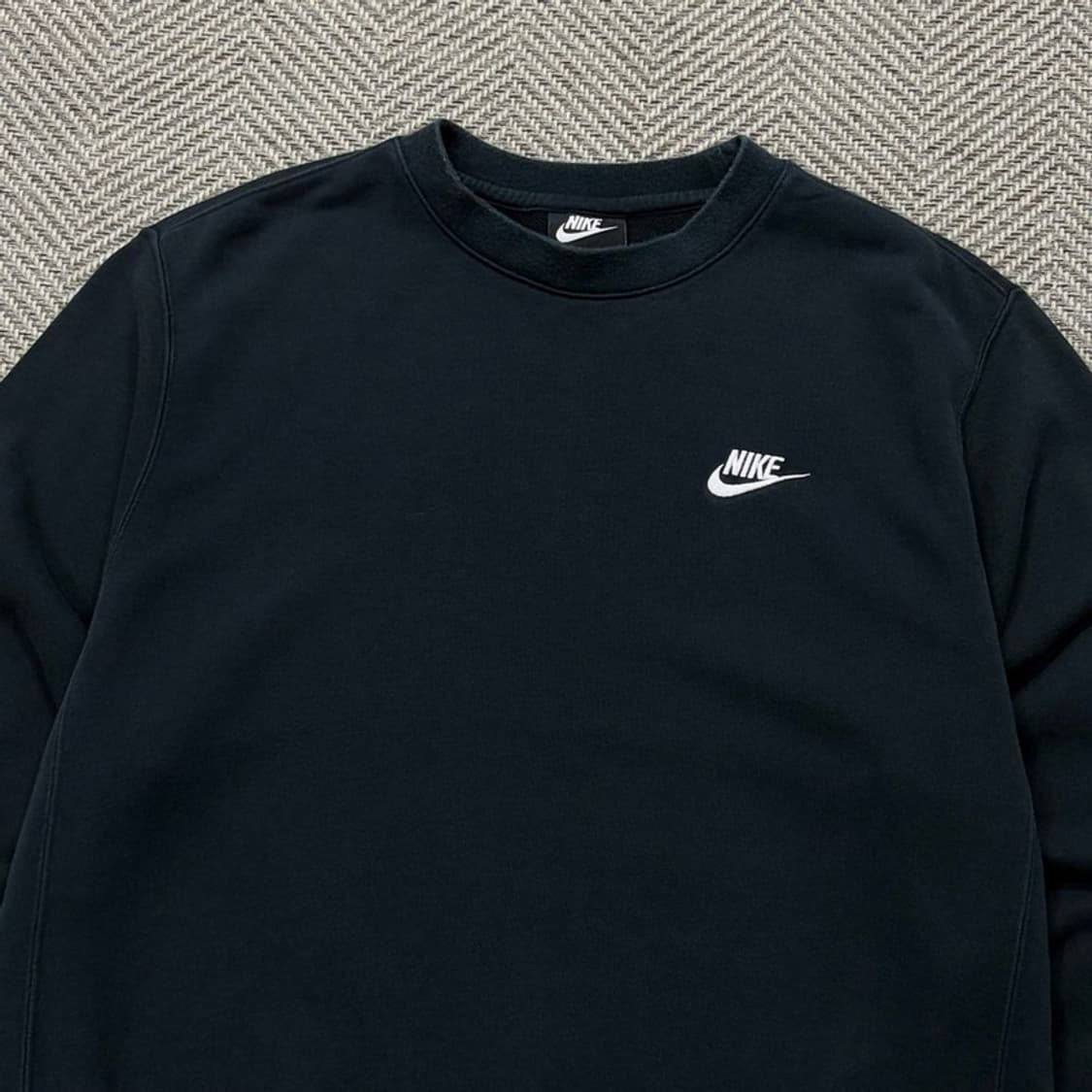 나이키 베이직 로고 맨투맨 v2410 상품이미지3