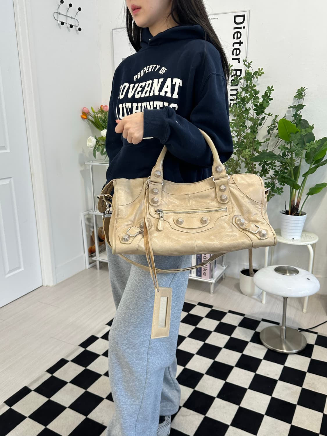 [A 정품] 발렌시아가 시티 모터백 파트타임 아이보리 상품이미지7