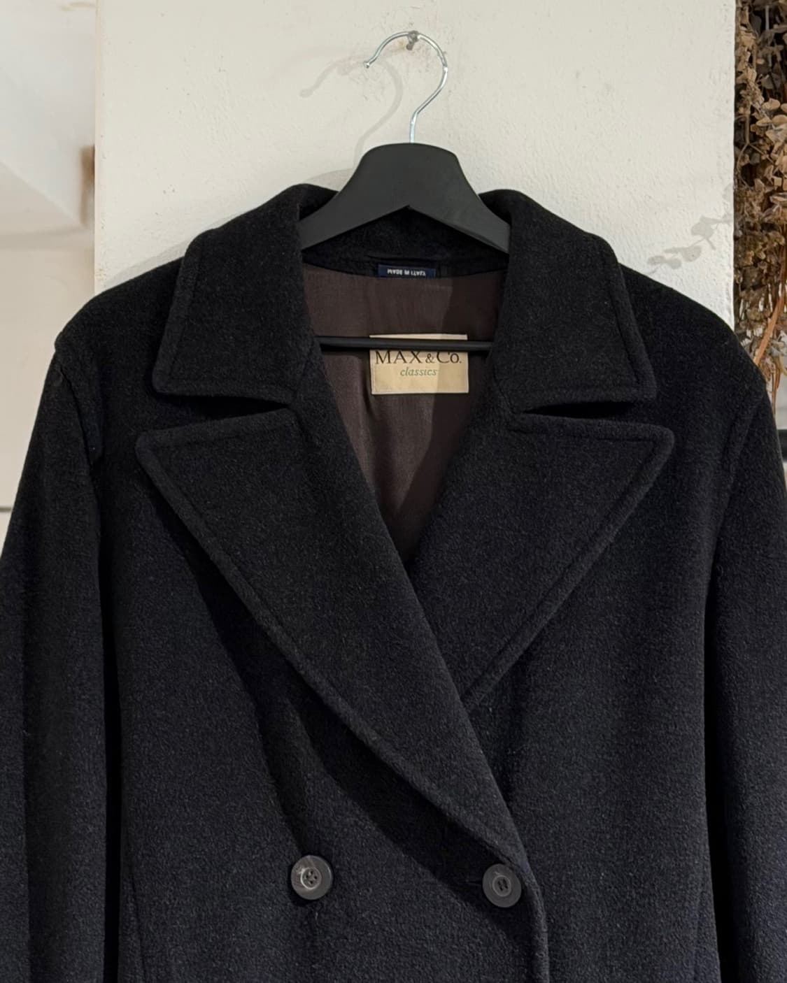 막스앤코 클래식 블랙 더블 브레스티드 롱 코트 상품이미지4