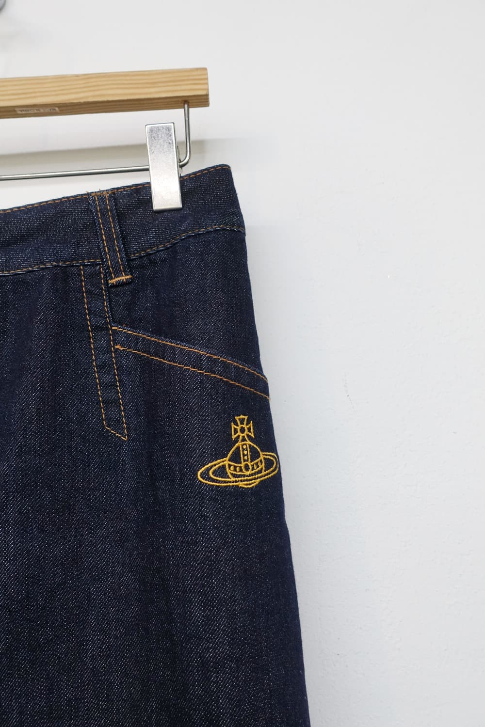 비비안 웨스트우드 데님 스커트 상품이미지7