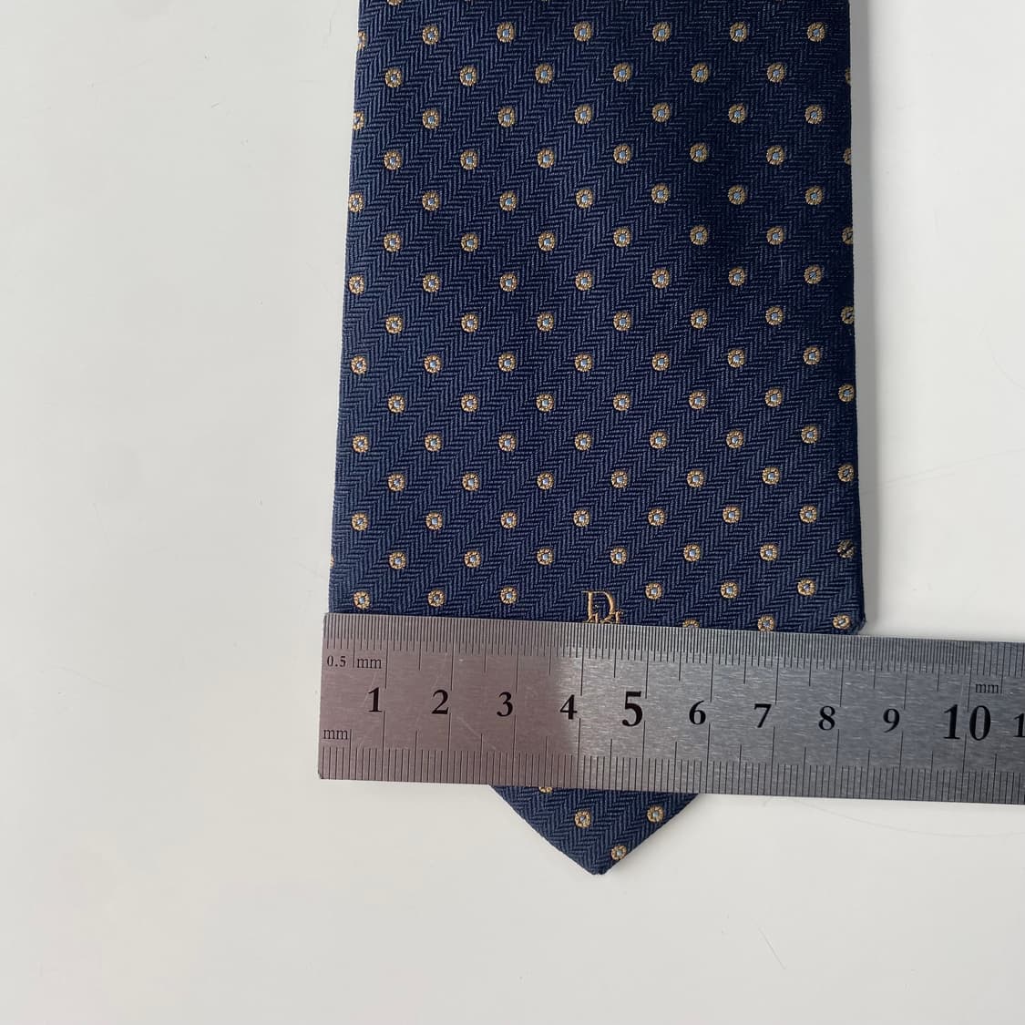 크리스찬 디올(Dior) 심플로고 명품 정품 넥타이 8.2cm 상품이미지8