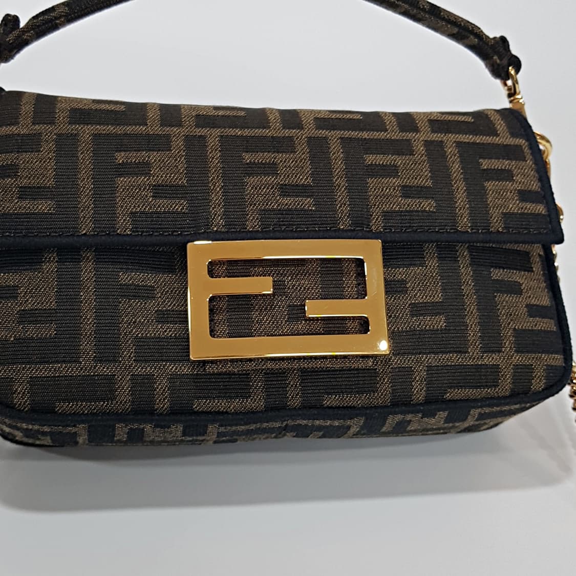 펜디 미니 바게트백 8BS017A6V5F17U4  상품이미지3