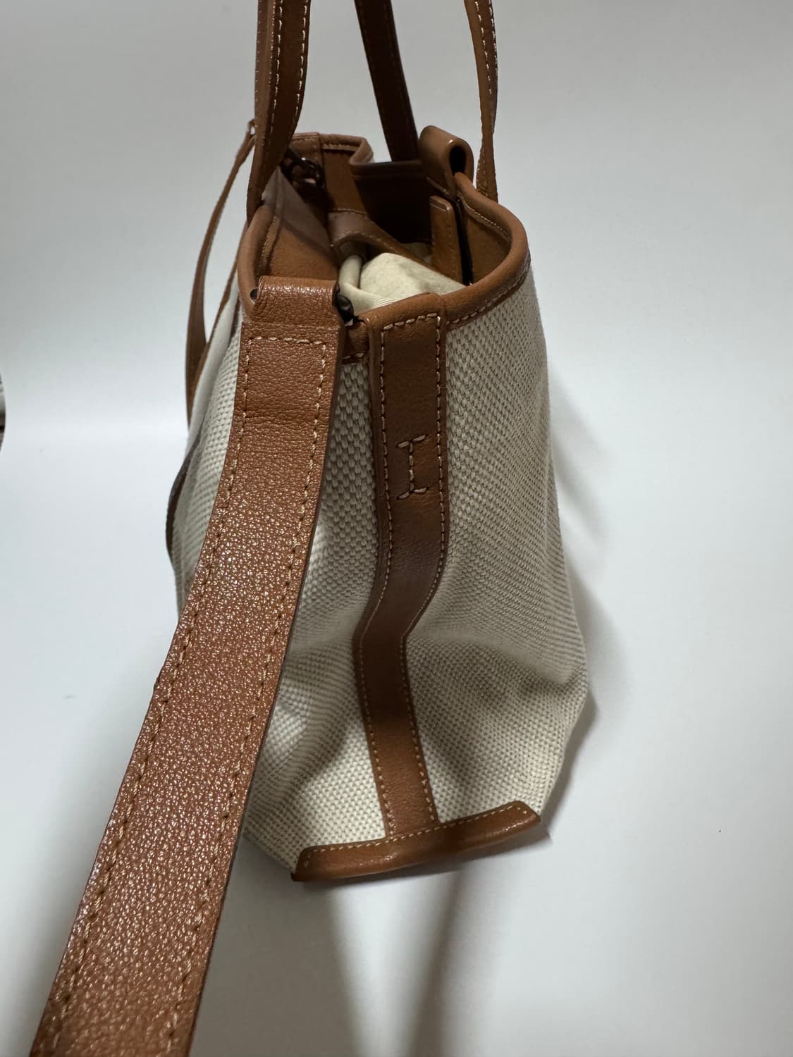 루즈앤라운지 아이보리 캔버스 토트백 상품이미지3