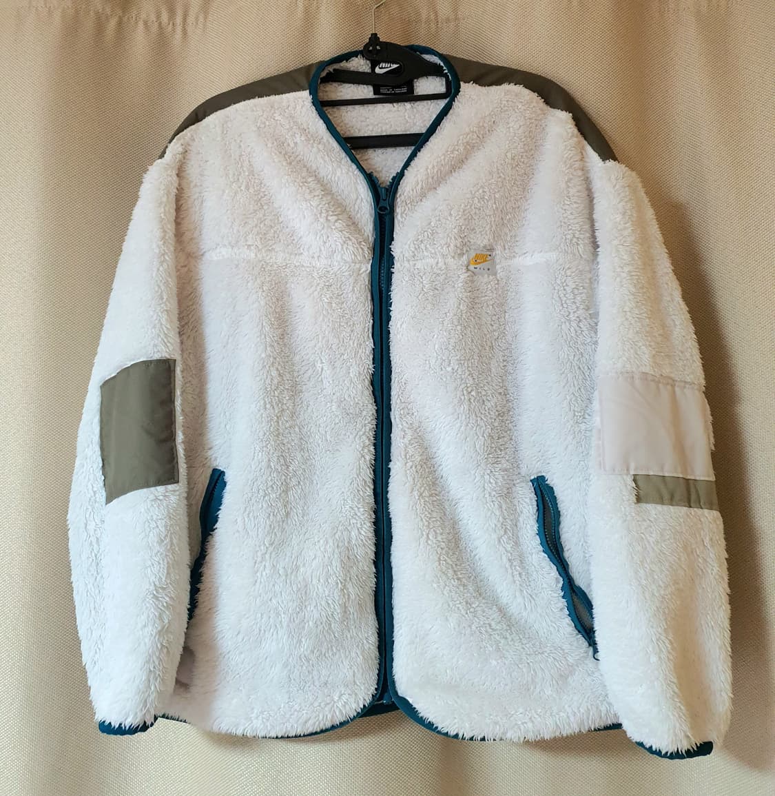 (새상품) 나이키 여자 뽀글이 후리스 자켓 free 상품이미지1