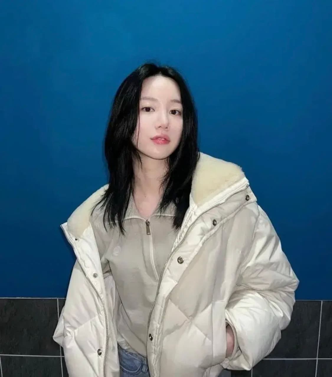 택O) 루에브르 다이아 구스 다운 점퍼 크림 [이유비, 차정원 착용] 상품이미지1