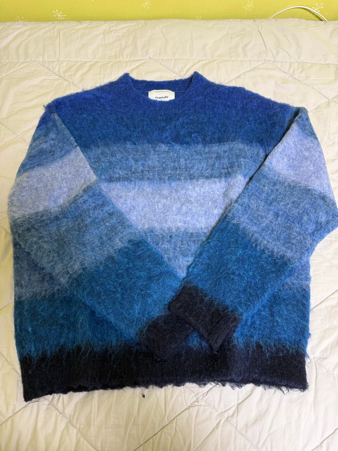 비바스튜디오 그라데이션 니트 상품이미지1