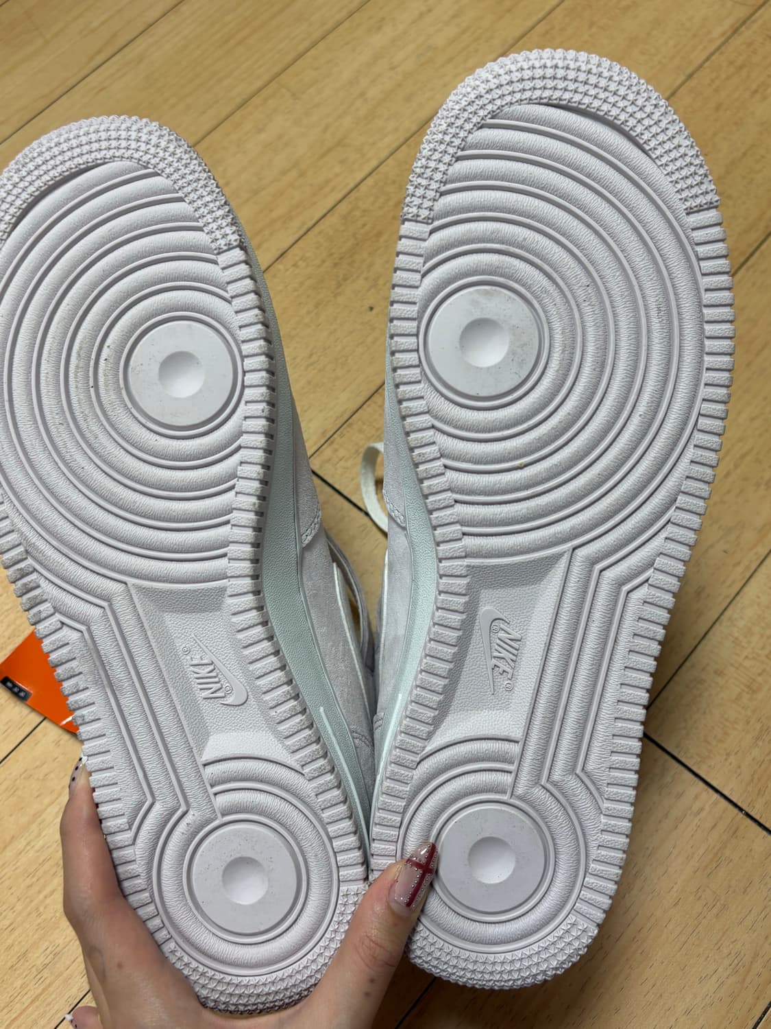 나이키 에어포스1 미드 베니스 새상품 상품이미지9