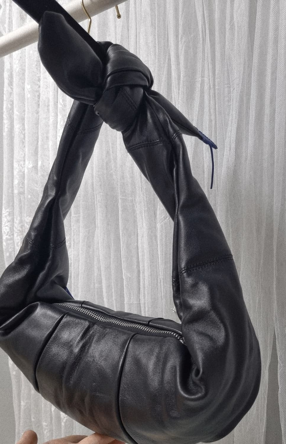 새상품) 아더에러 x자라 레더 숄더백  상품이미지2