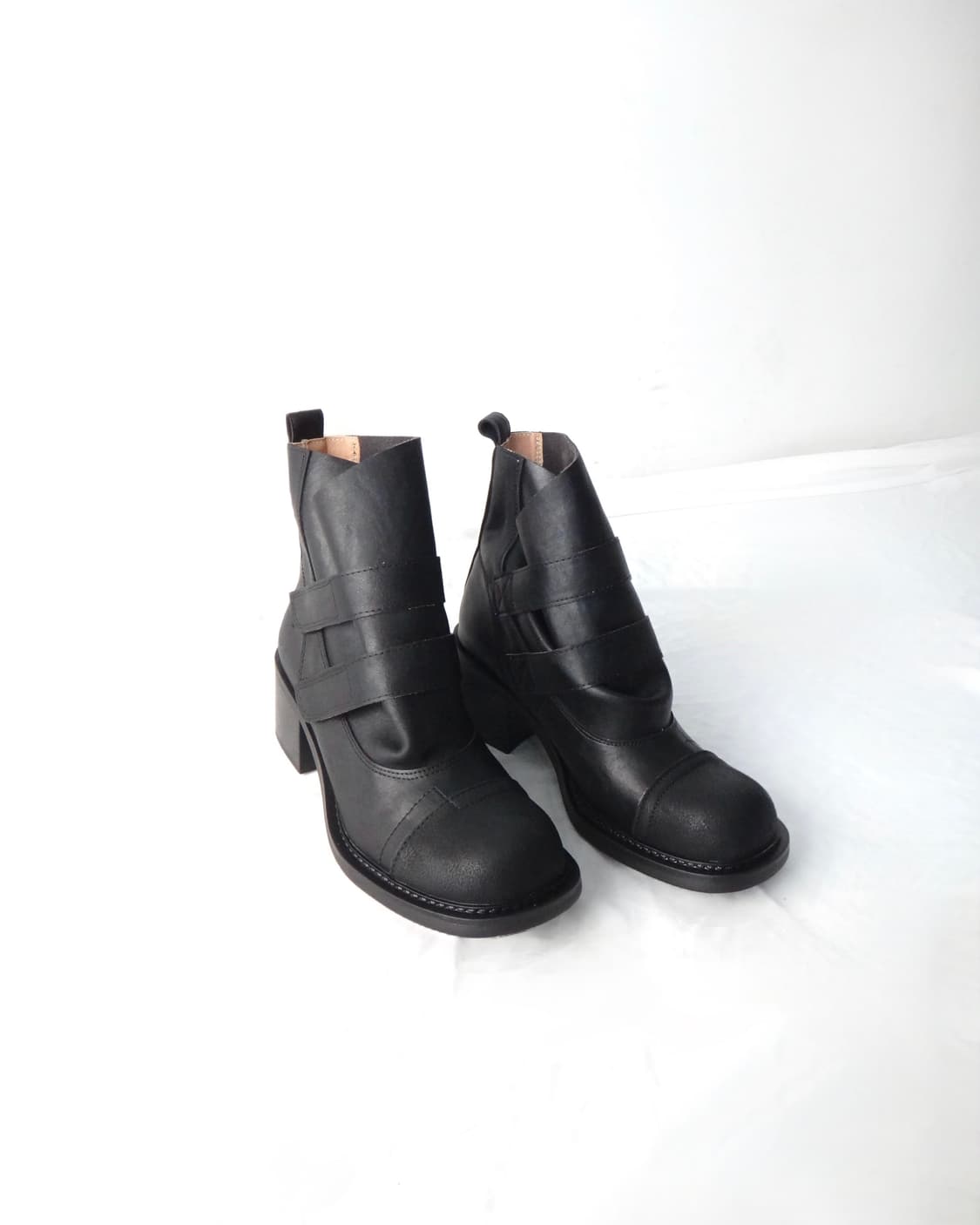 Strap caper slouchy walker / black 상품이미지4