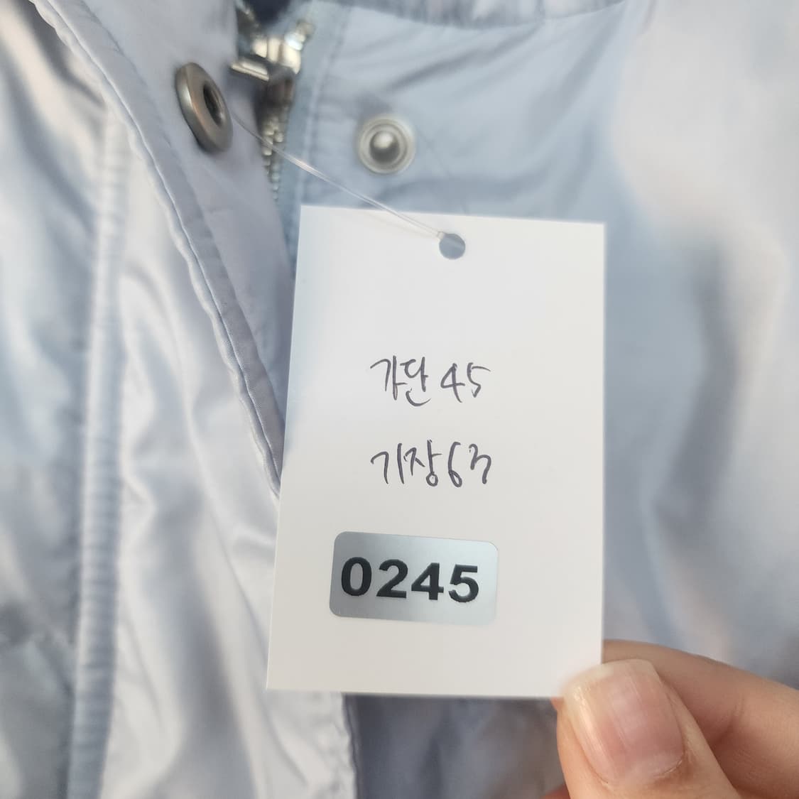 질스튜어트 후드 패딩 조끼 실버 상품이미지7