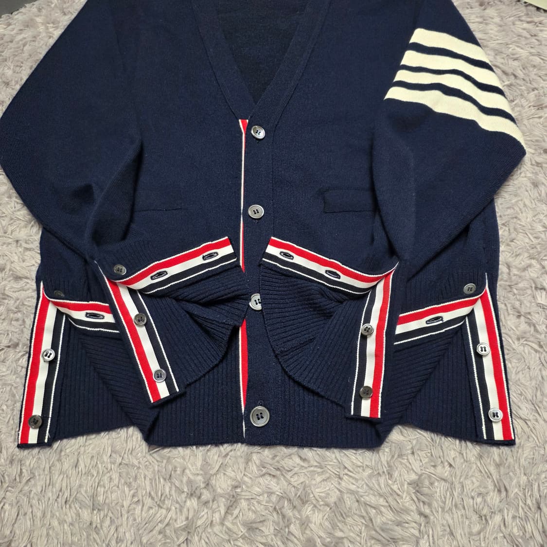 {클로젯}[3][백화점판]톰브라운 캐시미어 가디건 상품이미지4