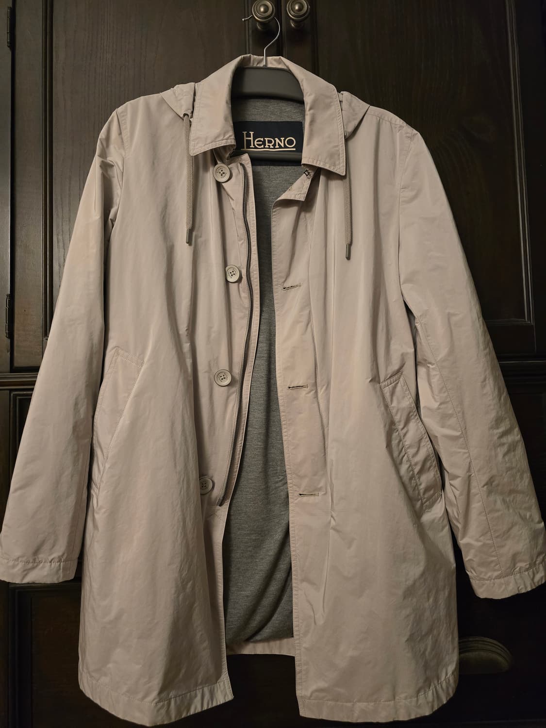 에르노 트렌치 반코트 50사이즈입니다. 상품이미지1