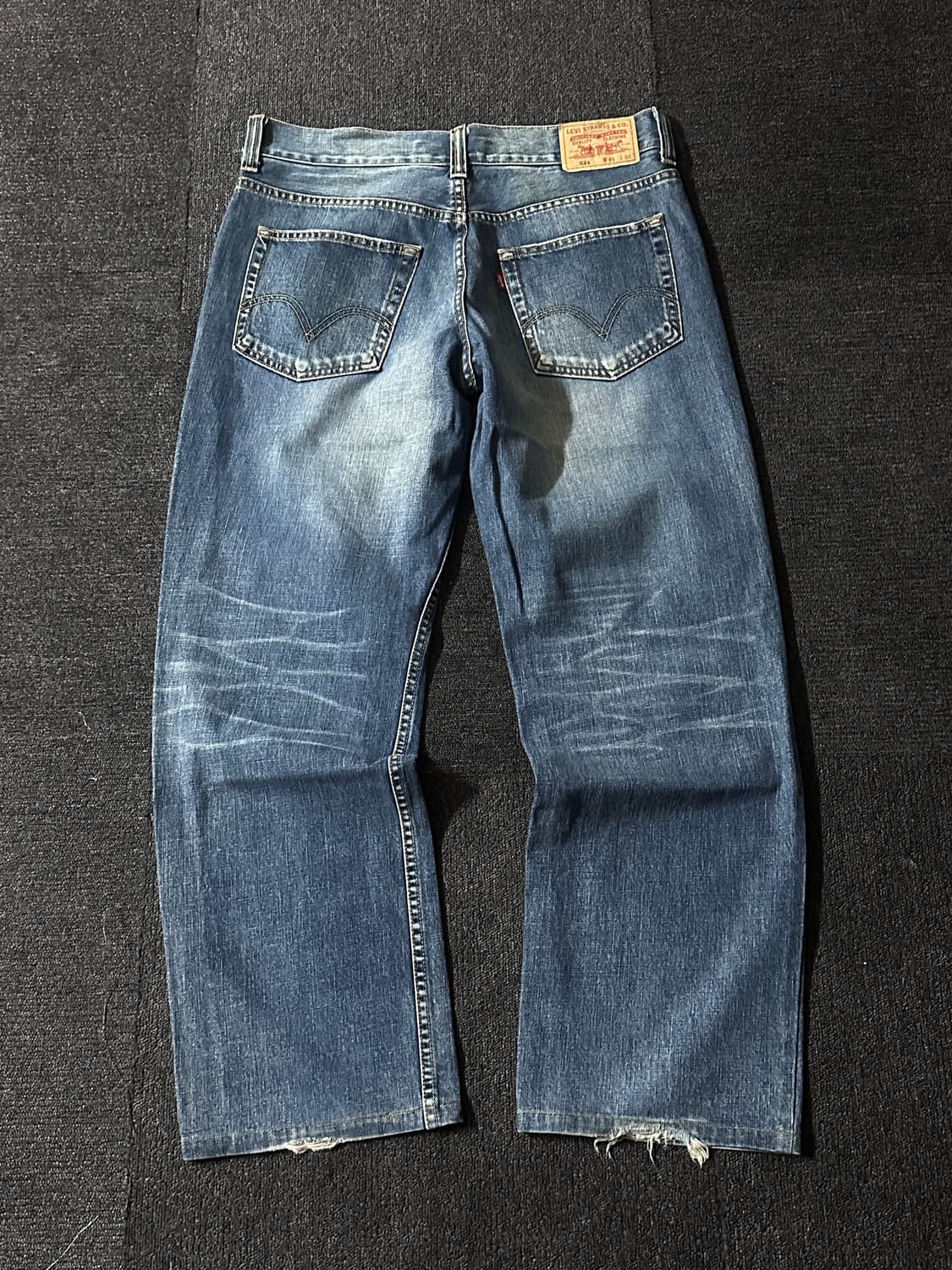 리바이스 Levis 521 와이드 레그 워싱 데님 팬츠 상품이미지2