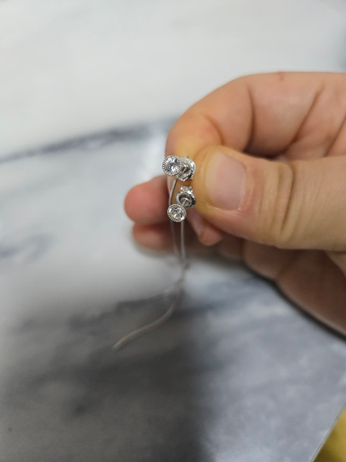 금값처분) 14k 화이트골드 롱 스네이크 체인 귀걸이  상품이미지3