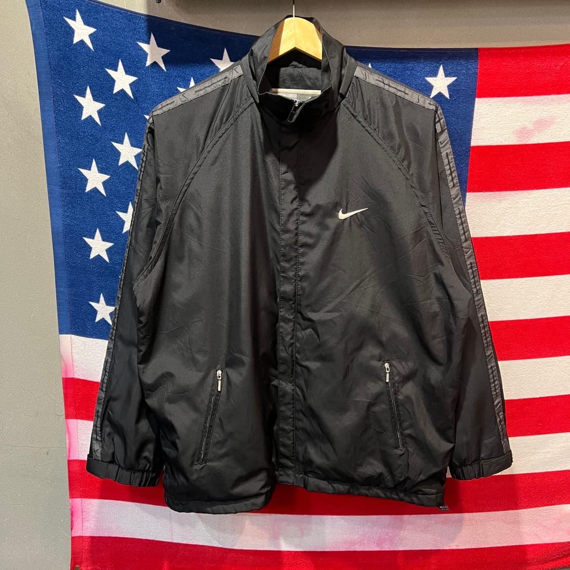 나이키 사이드라인 바람막이 상품이미지1