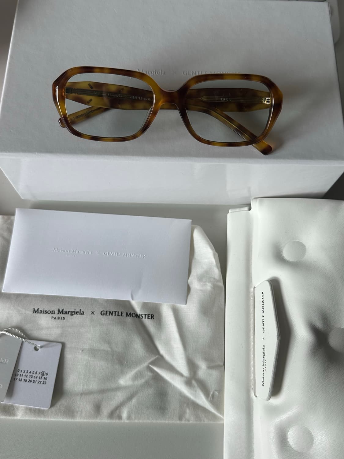 젠틀 몬스터 x 메종 마르지엘라 MM212 톨토이즈 그린 호피 상품이미지2