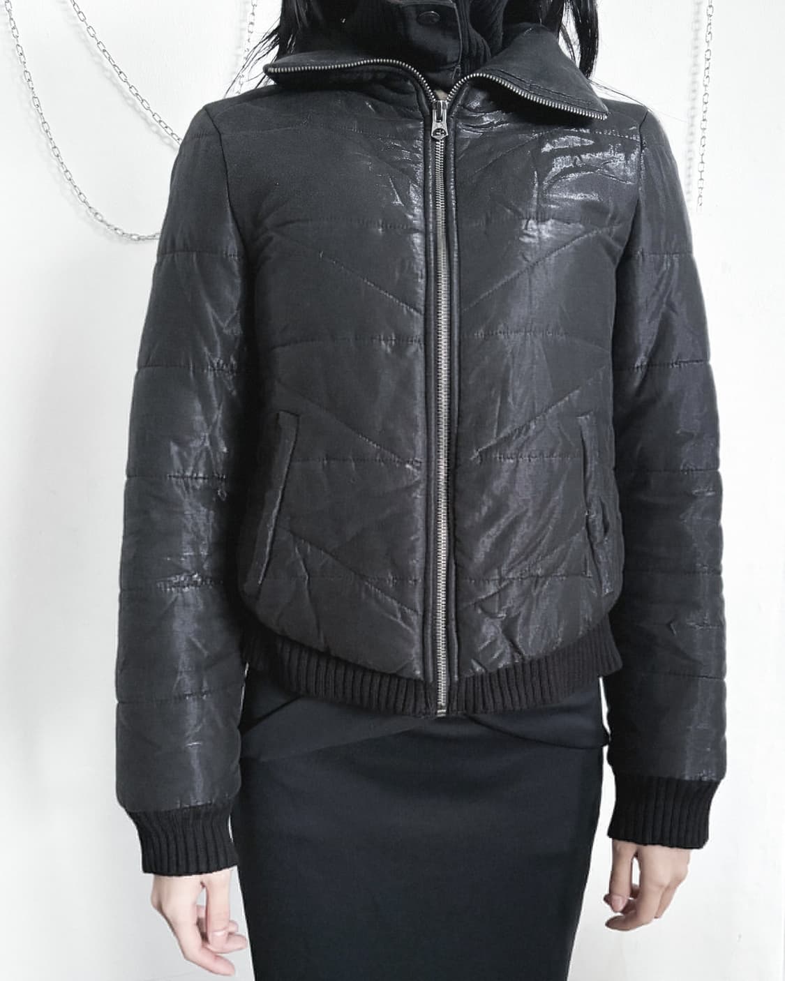 a/x 아르마니 익스체인지 하이넥 메탈릭쉬머 크롭 패딩 상품이미지2