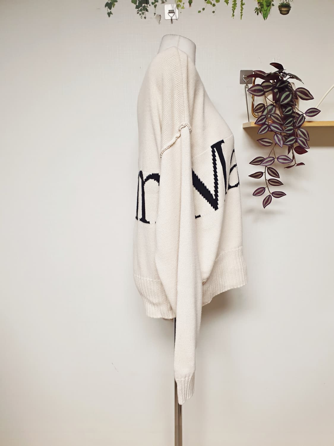 마뗑킴 22SS 빅로고니트 55~88 아이보리 F 상품이미지5