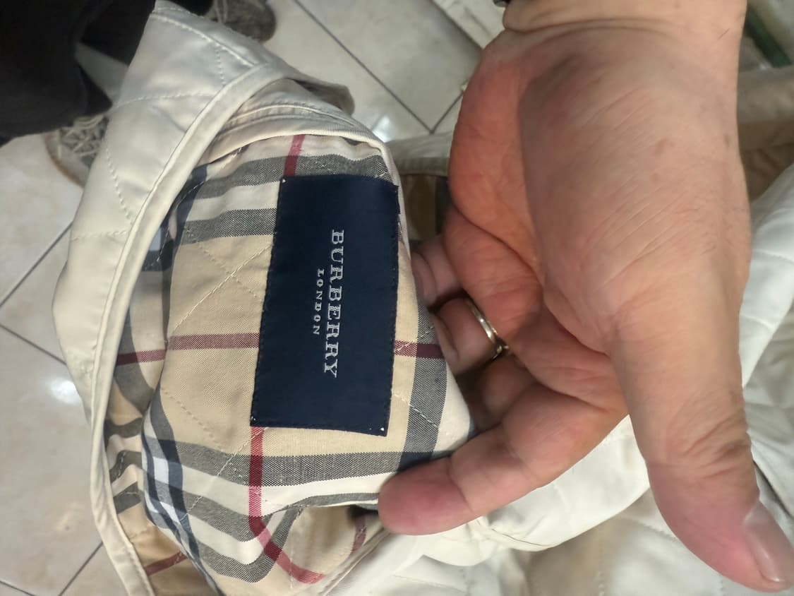 66-77 정품 버버리 누빔자켓 팝니다 상품이미지3