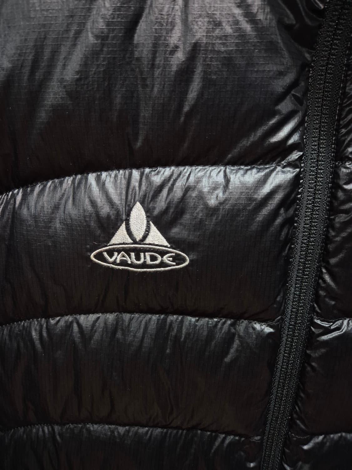 바우데 경량패딩  상품이미지4