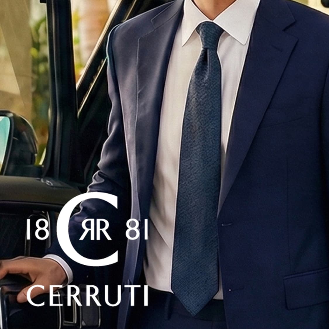 세루티 실크 네이비 텍스처 넥타이 9.9cm A+등급 A19339
 상품이미지1