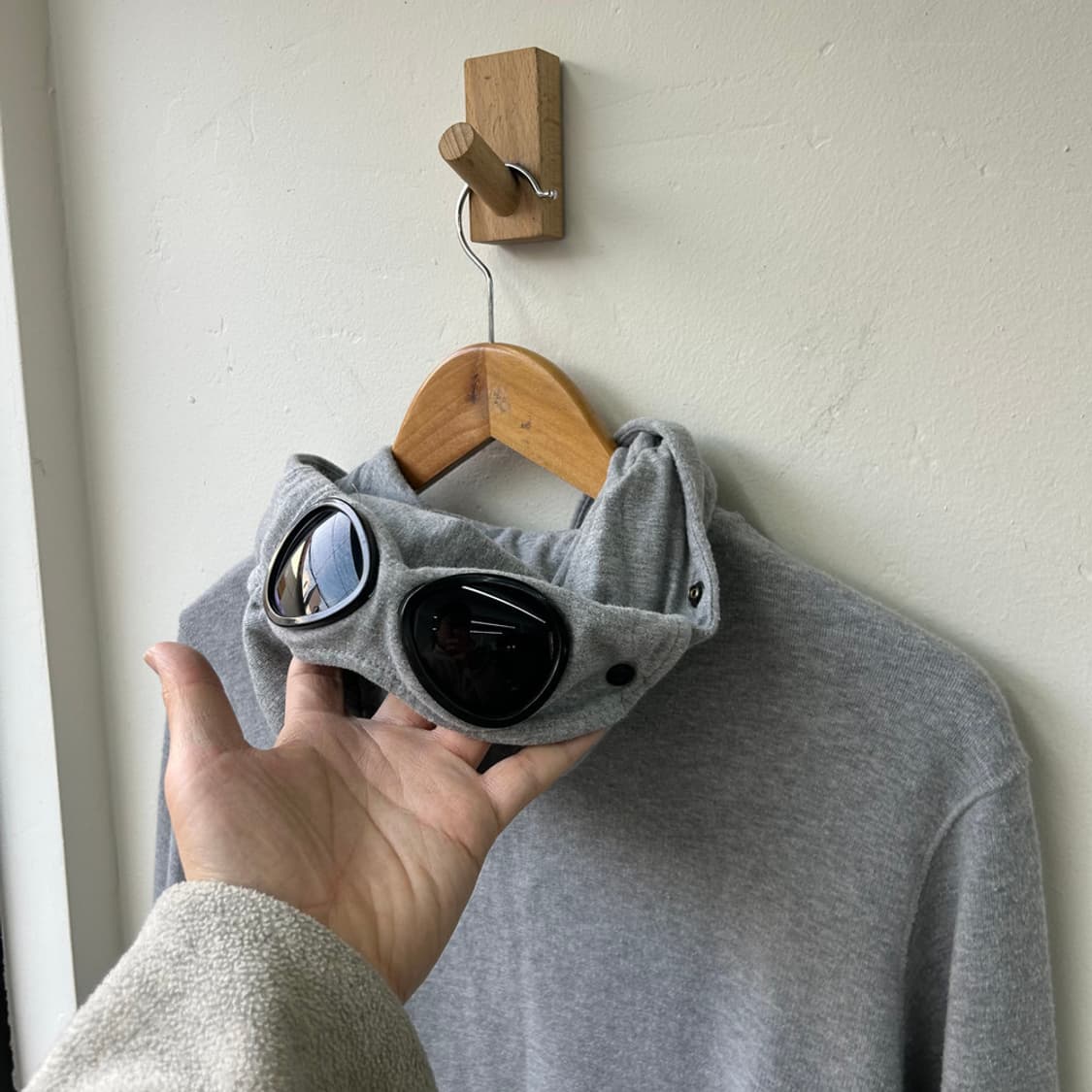 16054 - C.P 컴퍼니 그레이 고글 후드 집업 상품이미지3