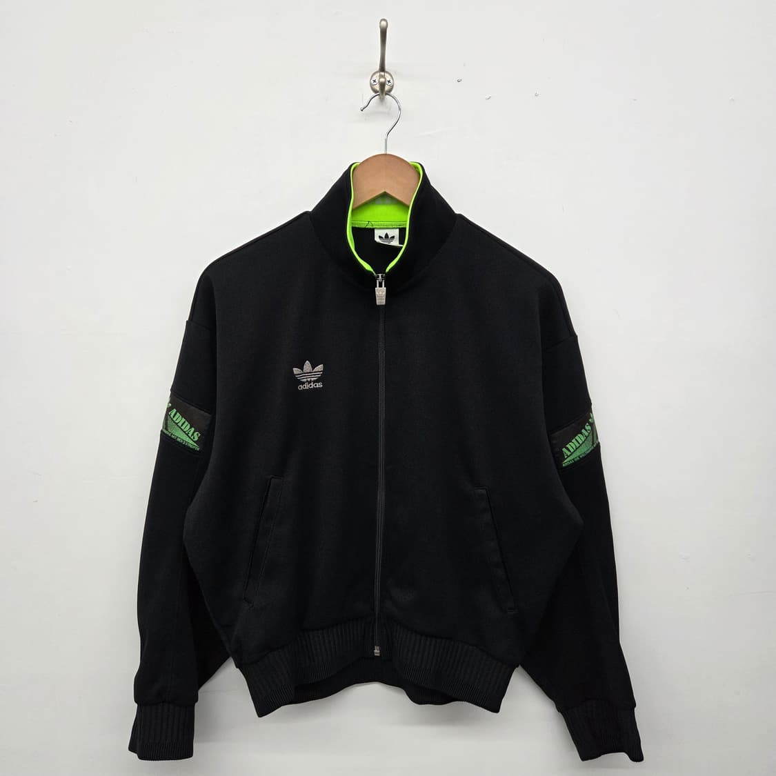 아디다스 블랙 트랙탑 자켓 여m 상품이미지1