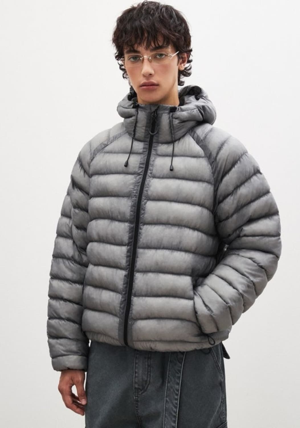 수아레 시어쉘 경량패딩 m 구매합니다 상품이미지1