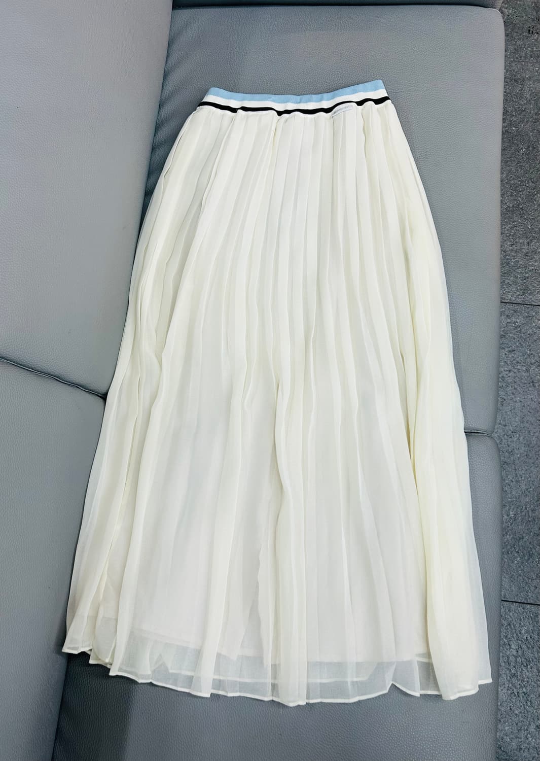 몽클레어 플리츠 로고 미디 스커트(38) 상품이미지6