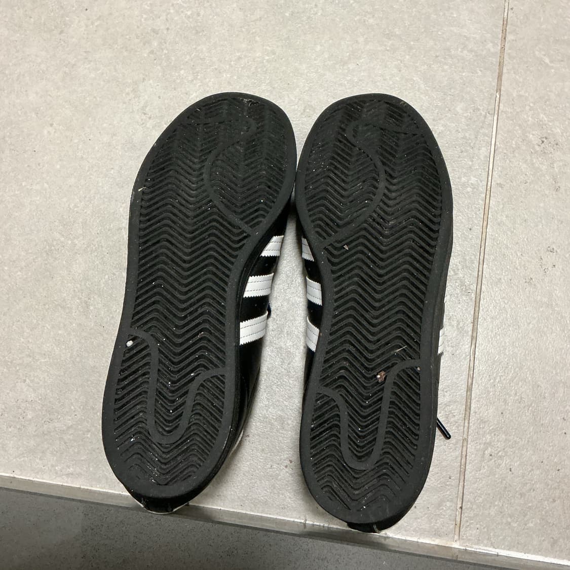 아디다스 슈퍼스타 블랙 상품이미지4